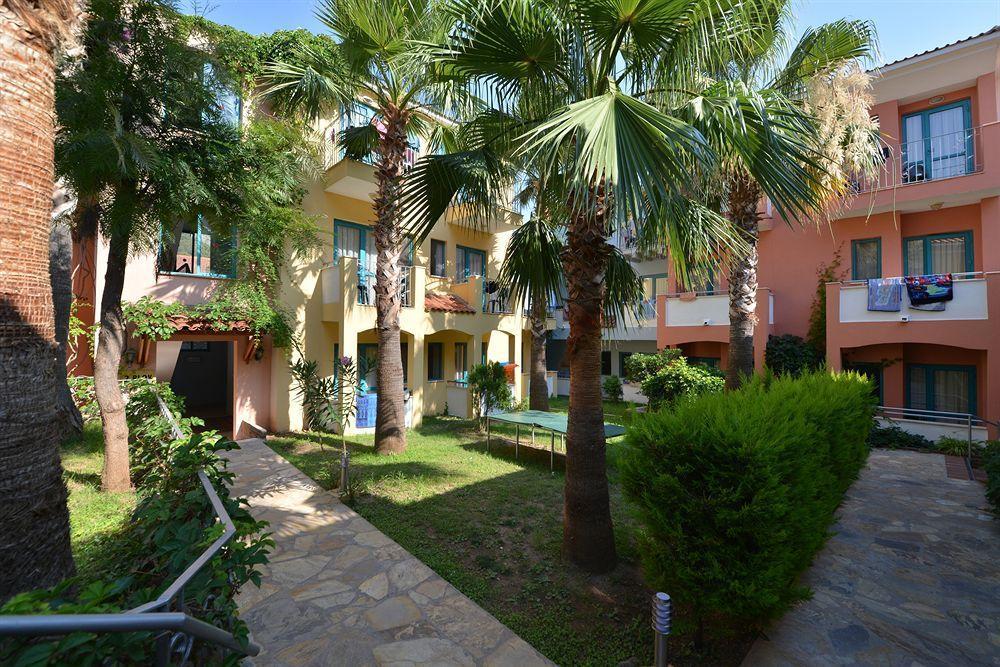 Montebello Deluxe Hotel Oludeniz Exterior photo
